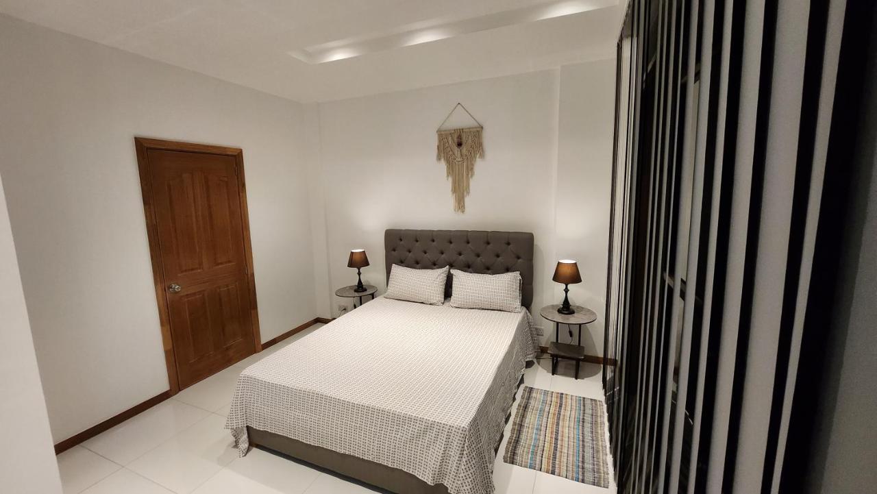 Seaview Luxury Appartment Flic-en-Flacq Exterior foto